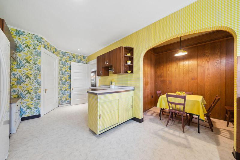 Kitchen and breakfast nook, 700 Meade Street