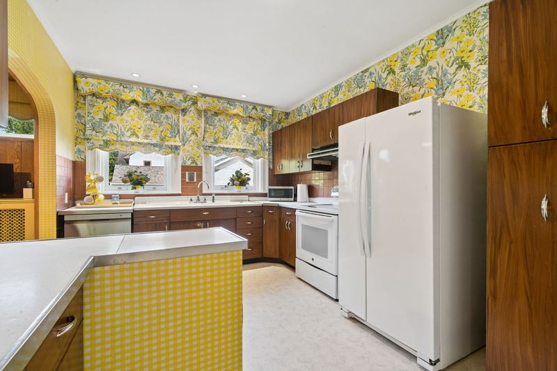 Kitchen, 700 Meade Street