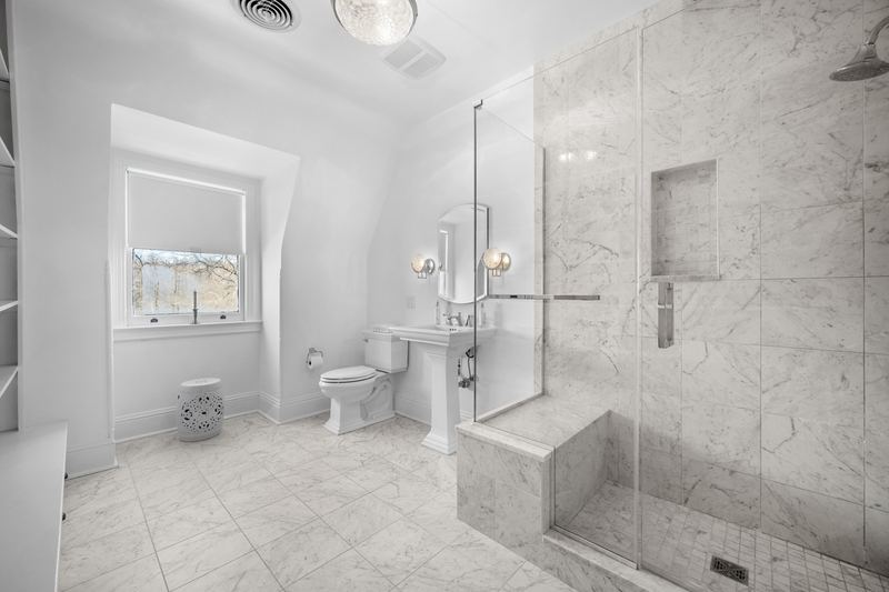 Third-floor bath with accessible walk-in shower, 700 Meade Street